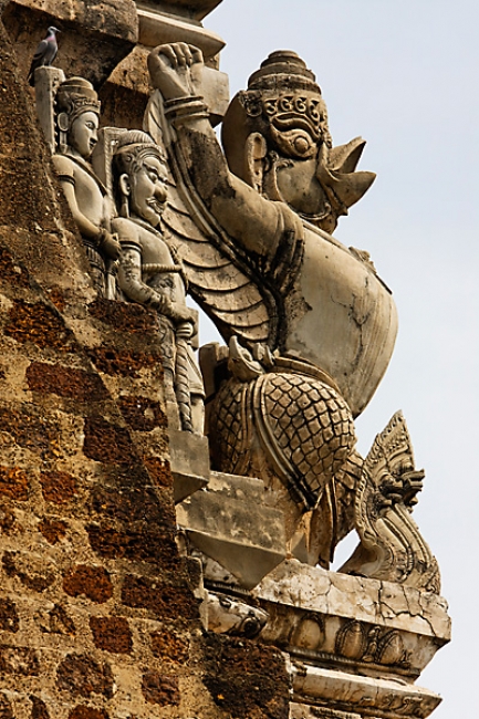 Wat Ratchaburana-023